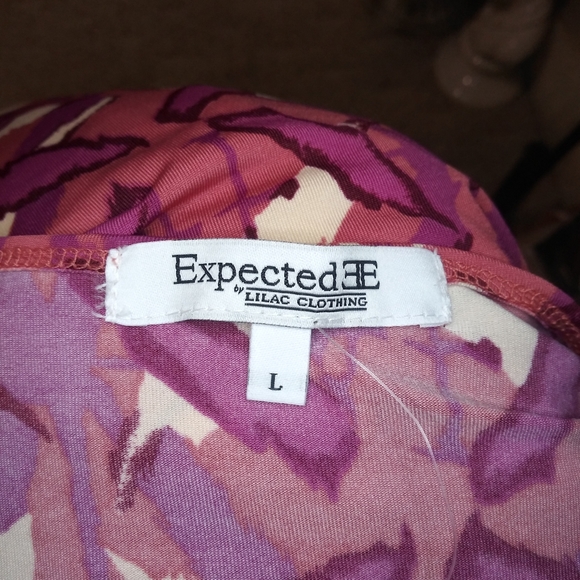 Expected By Lilac Clothing Berry Abstract, Jersey Knit Faux Wrap Nursing Dress - Picture 6 of 10